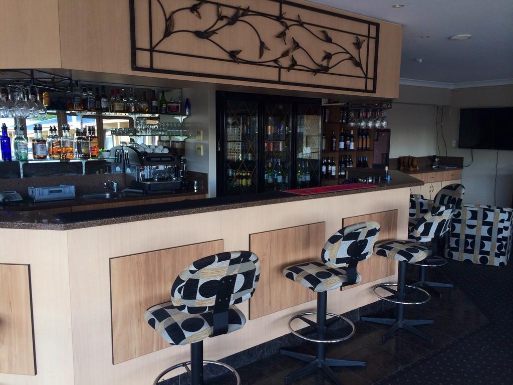 James Street Motor Inn Toowoomba Szoba fotó